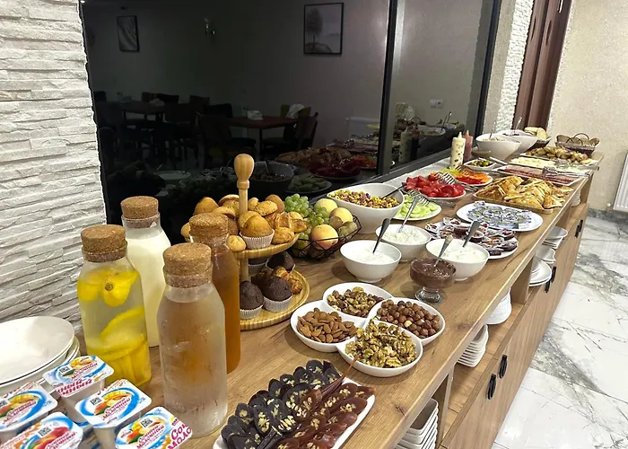 Luxmani Hotel & Spa